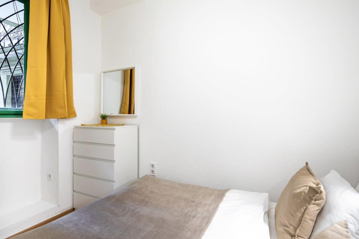 Convenient Apartment At Gastro Driven Location Budapest Esterno foto